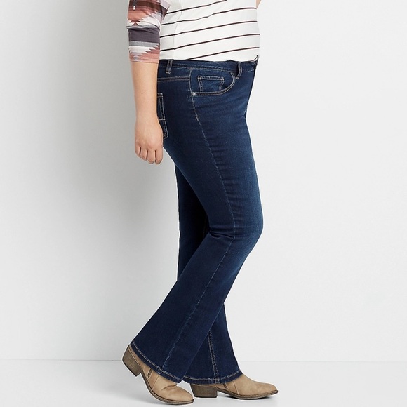 Maurices Blue Boot Cut Jeans with Classic Denim Style - Picture 2 of 10